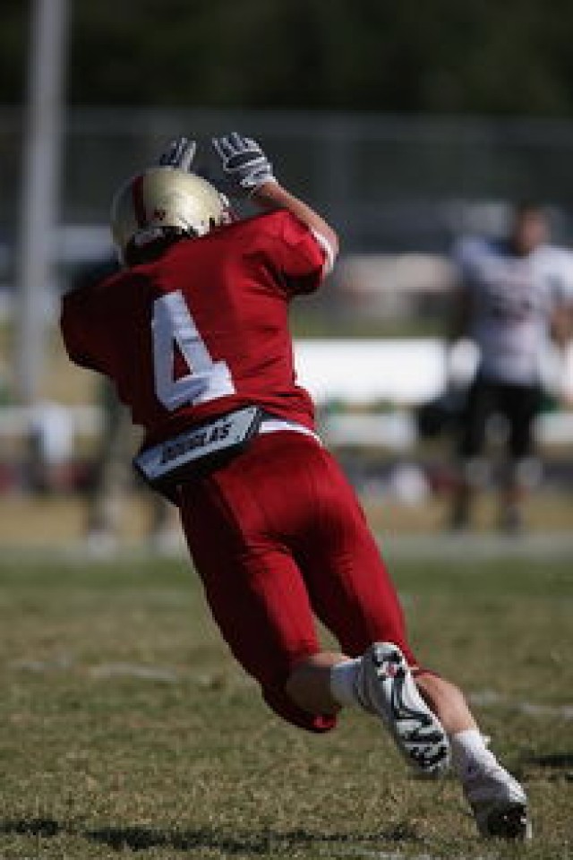 爱游戏体育在线app-击全运赛场｜跳水开赛首日，陈艺文林珊领衔广东队出战，陈艺文全运会跳水女子3米跳板夺金