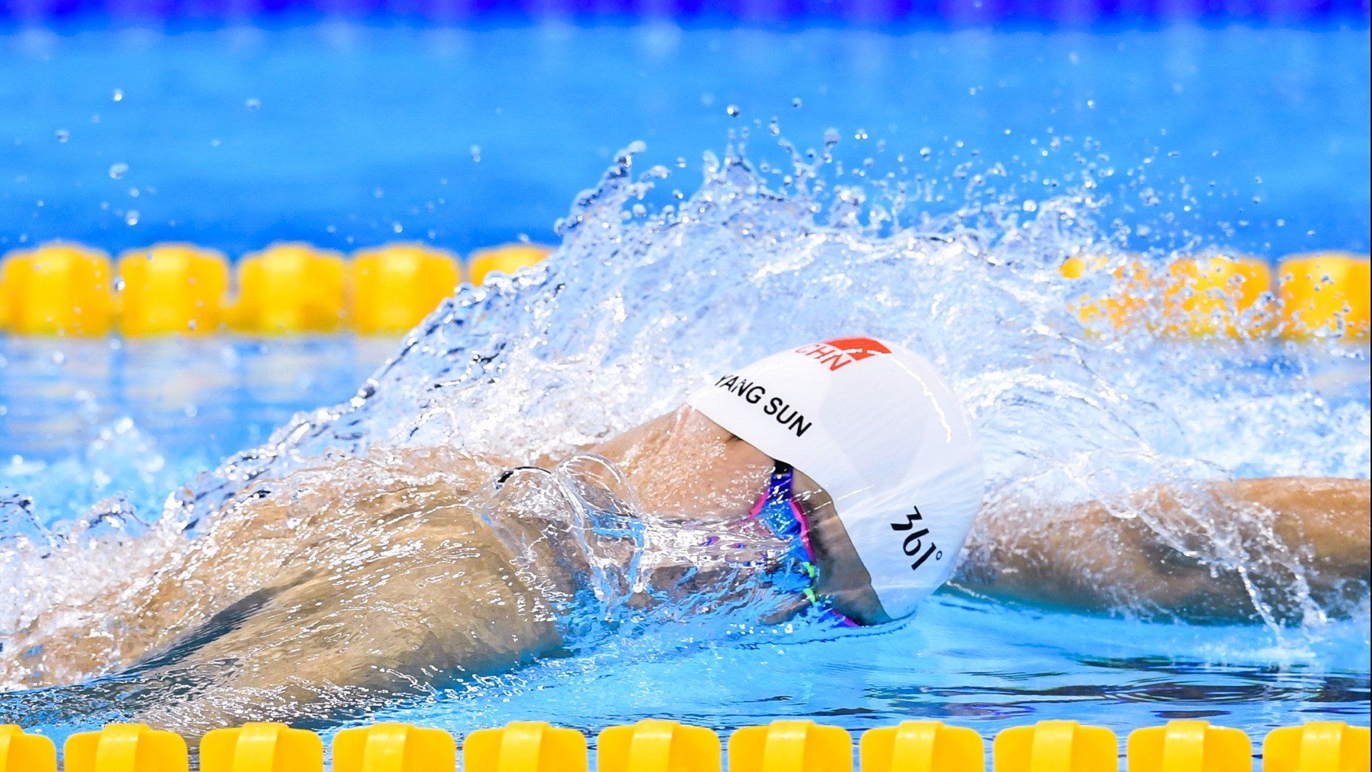 AIYOUXI.COM-三镇门将失误送礼？青岛海牛主场收获三分，送亚泰提前一轮降级！